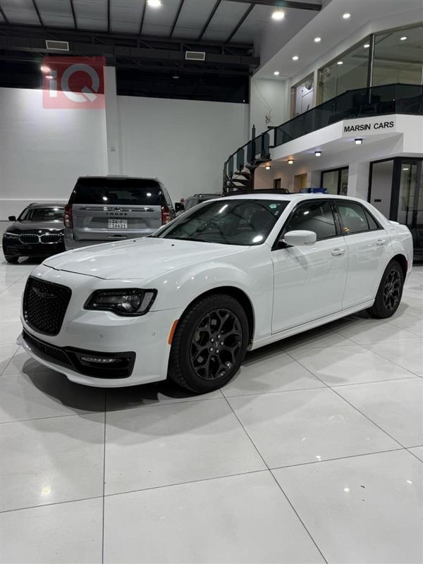 کرایسلەر 300 2023  بۆ فرۆشتن لە عێراق - دهۆک